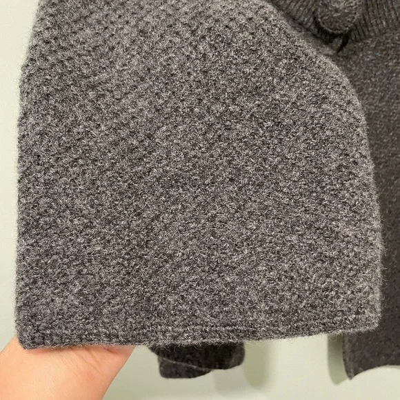 Ladies Lord & Taylor 100% Cashmere Shrug Cardigan Like New! - Picture 3 of 5